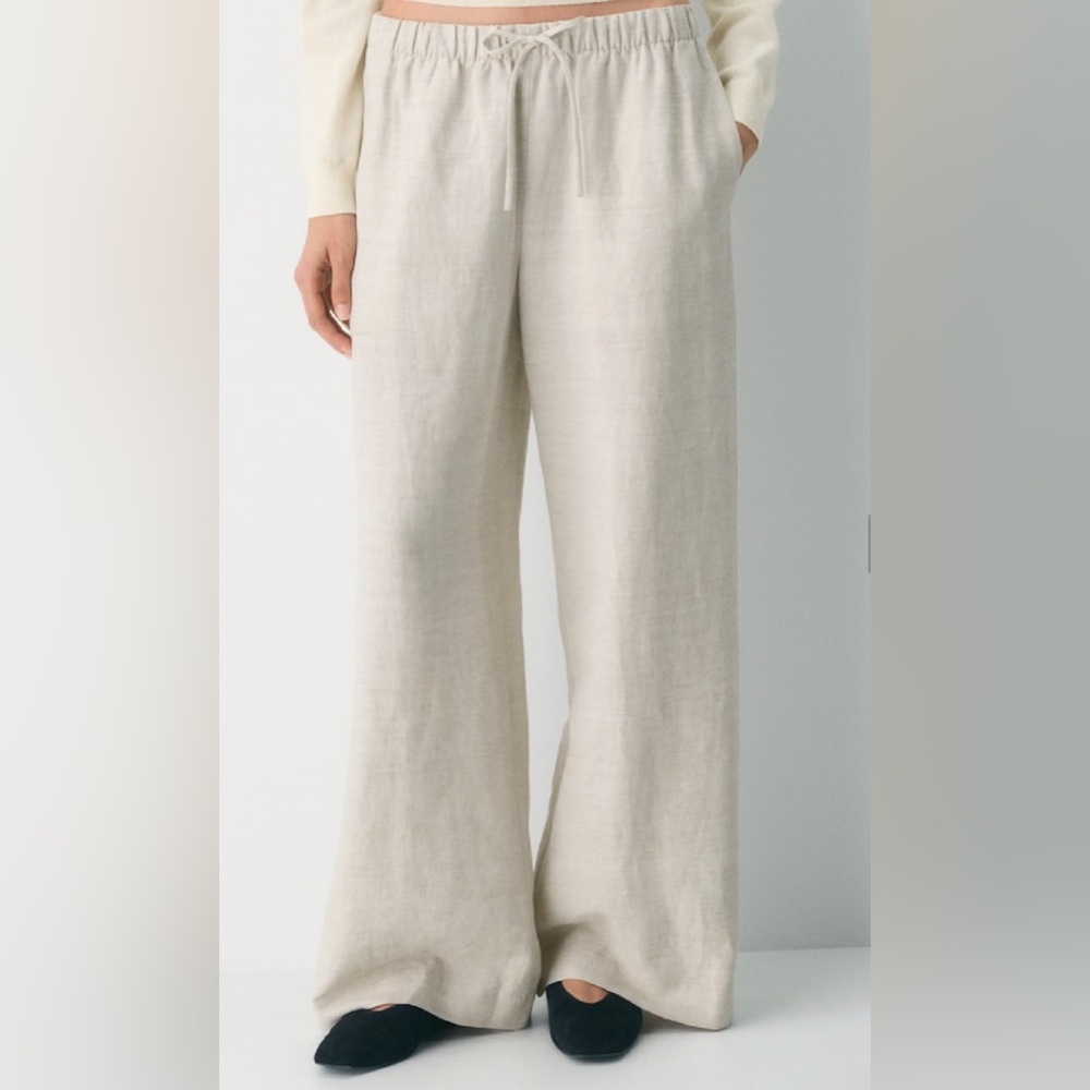 ARITZIA WILFRED ‘THE LODGE PANT - CRUISE LINEN’
BRAND NEW WITH TAGS